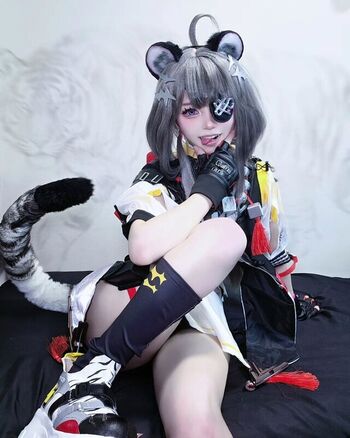 min_cosplay