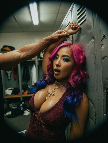 Mina Shirakawa