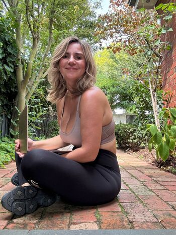Miriam Holme