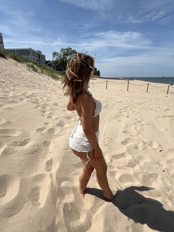 Full leaked Missclaralynn private onlyfans photo