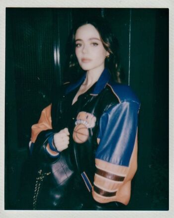 Molly Gordon