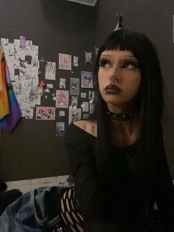 Full leaked Moly sika private onlyfans photo