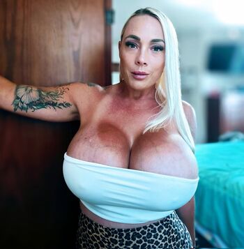 Mrs Pineapplegoddess