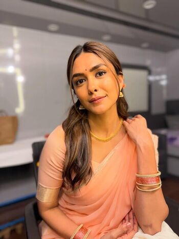Full leaked Mrunal thakur private onlyfans photo