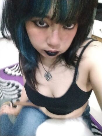 Full leaked Mxronaa private onlyfans photo
