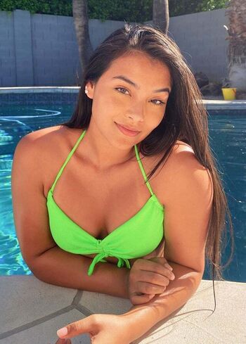 Full leaked Myamontoya private onlyfans photo
