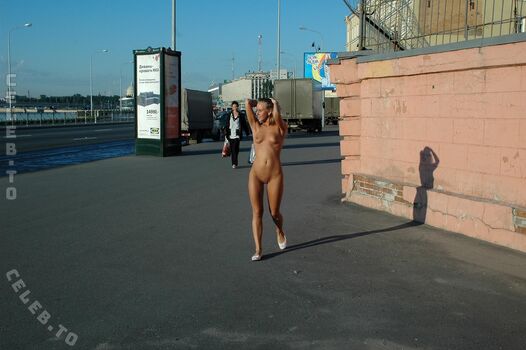 Nackt In Russland