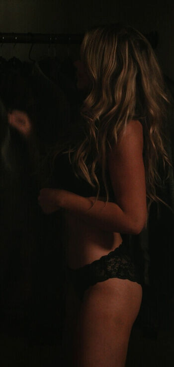 Natalie Alyn Lind