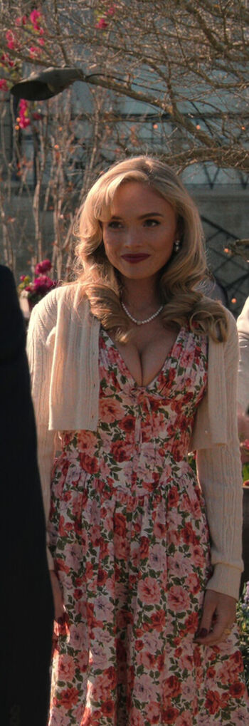 Natalie Alyn Lind