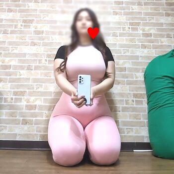 Nene_booty