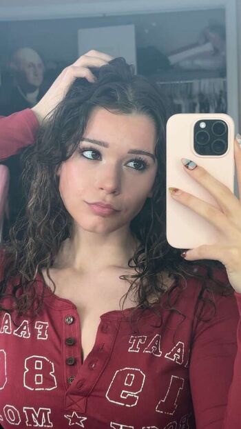 Nikki Woods