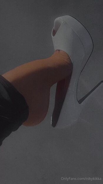 Full leaked Nikykikka private onlyfans photo