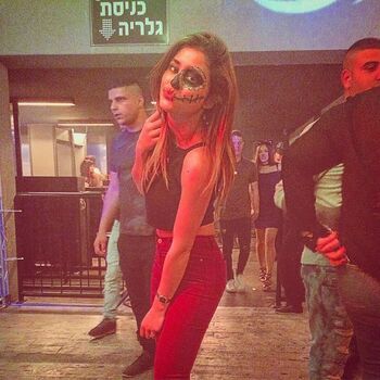Nitzan Rom