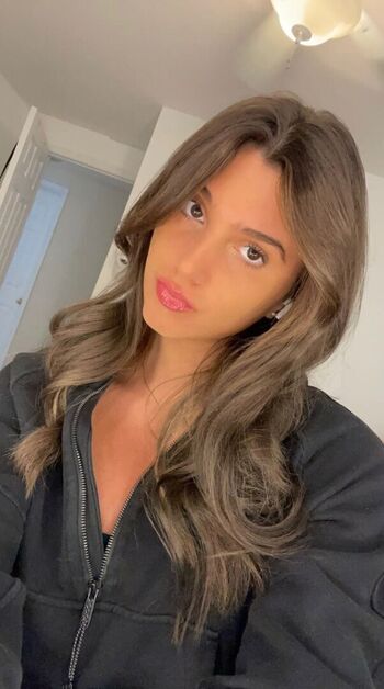 Olivia Alves