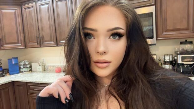 Full leaked Onlyalysson private onlyfans photo