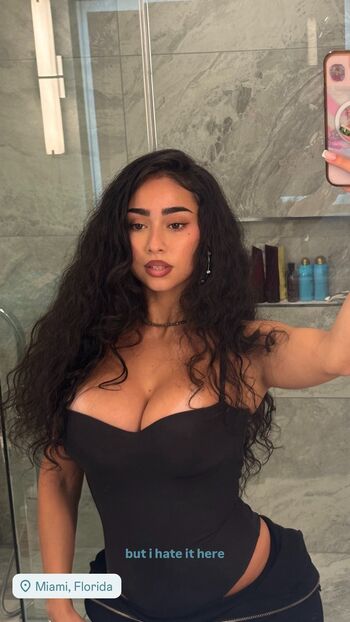 Full leaked Paloma mami private onlyfans photo