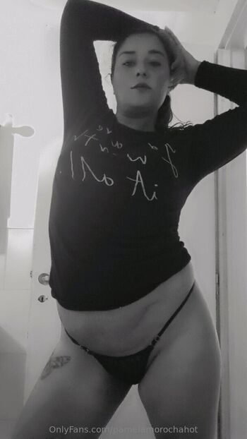 Full leaked Pamelamorochahot private onlyfans photo