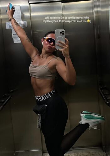 Paula Nobre