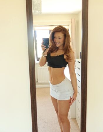 phoebeisginger