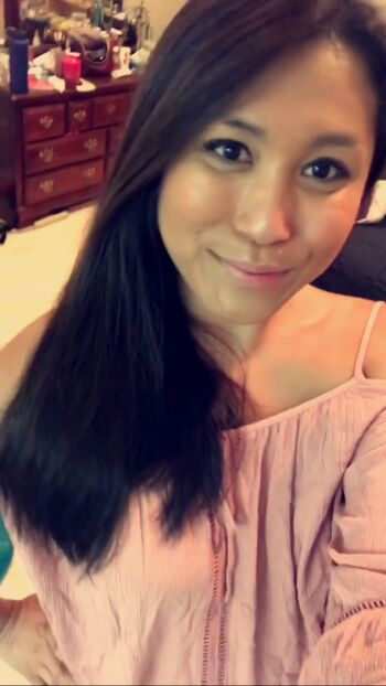 Full leaked Pilipinapeaches private onlyfans photo
