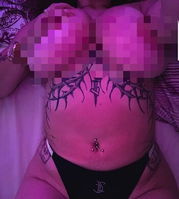 Pinkhololady