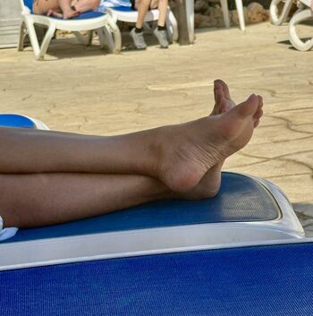 Plantes De Pieds Candid