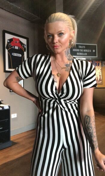 Full leaked Polly james private onlyfans photo