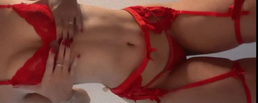 Full leaked Privsloirinha private onlyfans photo