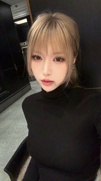 Full leaked Qiuqiu private onlyfans photo