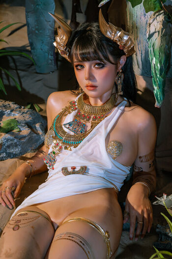 Full leaked Qiyuemiaozi private onlyfans photo