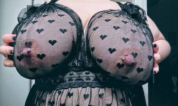 Full leaked Rxievnruge private onlyfans photo