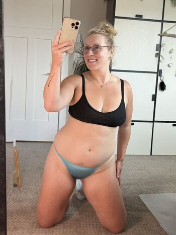 Full leaked Rainkummins private onlyfans photo