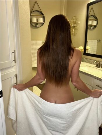 Full leaked Renee r lynn private onlyfans photo
