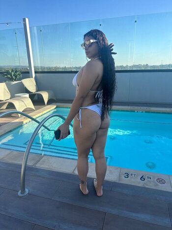 Full leaked Renibball private onlyfans photo