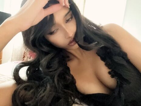 Full leaked Karly baker/ private onlyfans photo