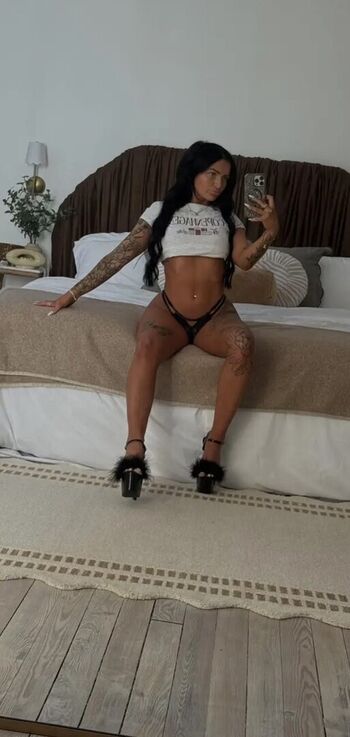 Ronika Eskins