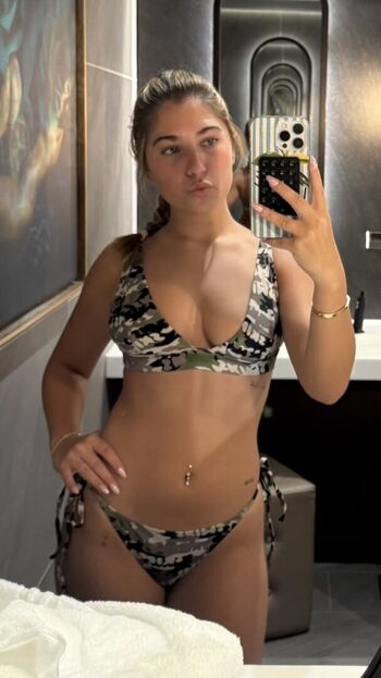 Full leaked Rosie mcclelland page private onlyfans photo