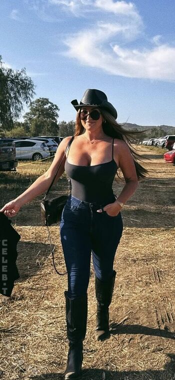 Sabrina Leamon