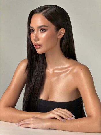 Saffron Maya Snook