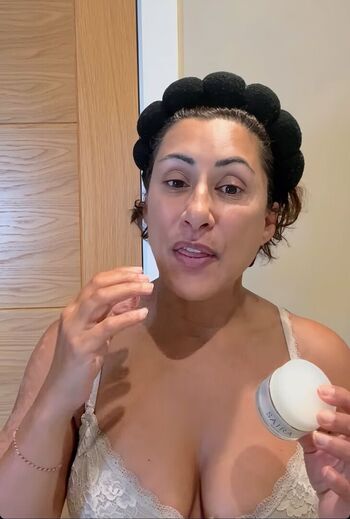 Saira Khan