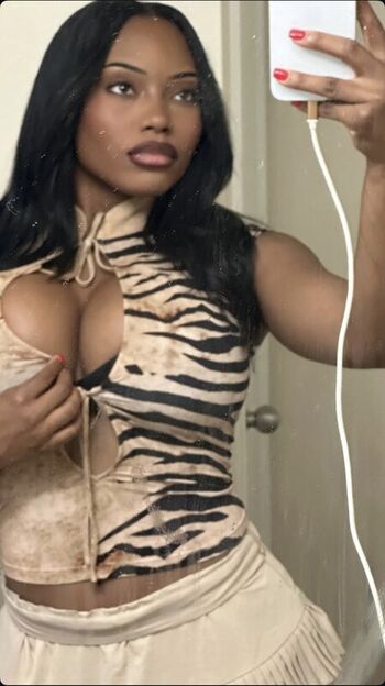 Samantha Marie