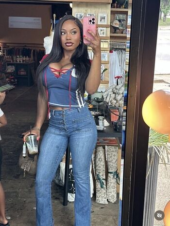 Samantha Marie