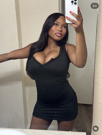 Samantha Marie