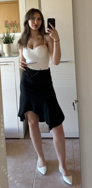 Full leaked Sara majorczyk private onlyfans photo