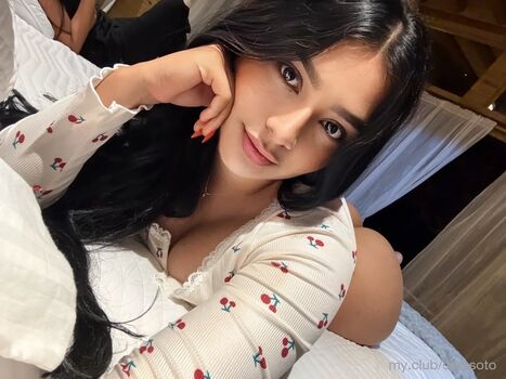 Full leaked Sara soto private onlyfans photo