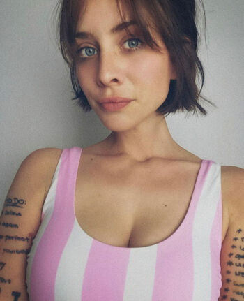Full leaked Sarah bock private onlyfans photo