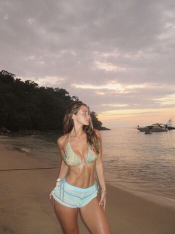 Full leaked Sarahemilyhope private onlyfans photo