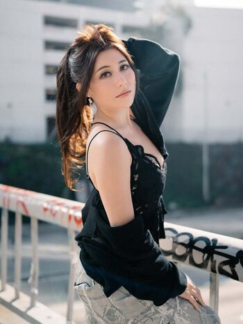 Sasha Emiri
