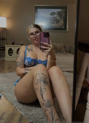 Full leaked Savanna gray private onlyfans photo