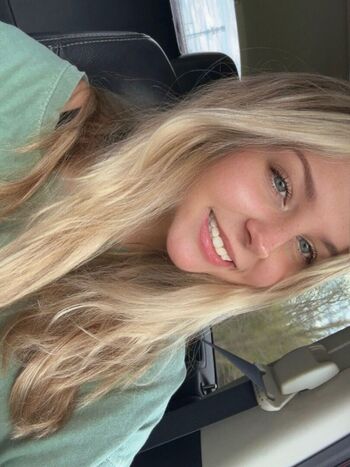 Full leaked Savannah private onlyfans photo